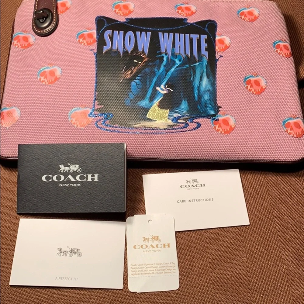 NWT Coach Snow White Disney canvas pouch w/zipper